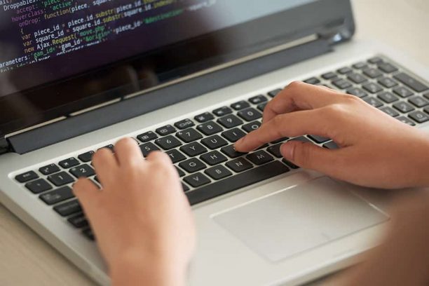 Descubre la diferencia entre desarrollador backend y frontend