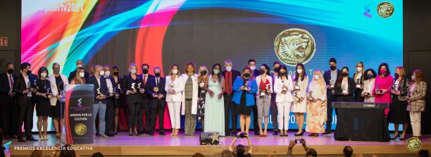 Lo hemos vuelto a hacer: Tokio School gana 4 Premios Excelencia Educativa 2021