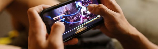 Cómo trabajar en Riot Games: Empieza tu carrera en el desarrollo de videojuegos